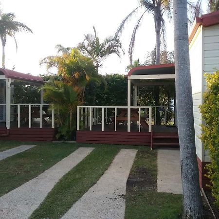 Melaleuca Caravan Park พอร์ตแมคควอรี ภายนอก รูปภาพ