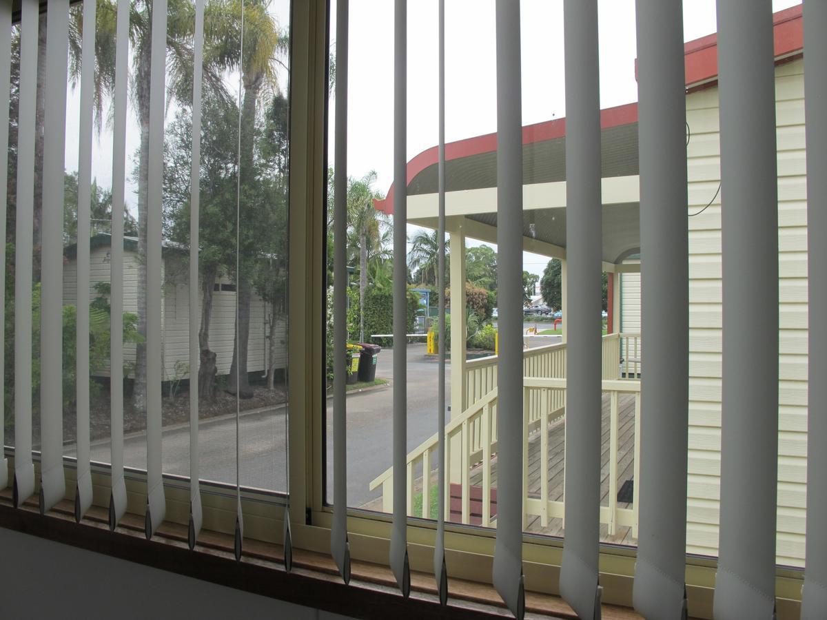 Melaleuca Caravan Park พอร์ตแมคควอรี ภายนอก รูปภาพ