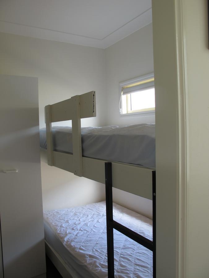 Melaleuca Caravan Park พอร์ตแมคควอรี ภายนอก รูปภาพ