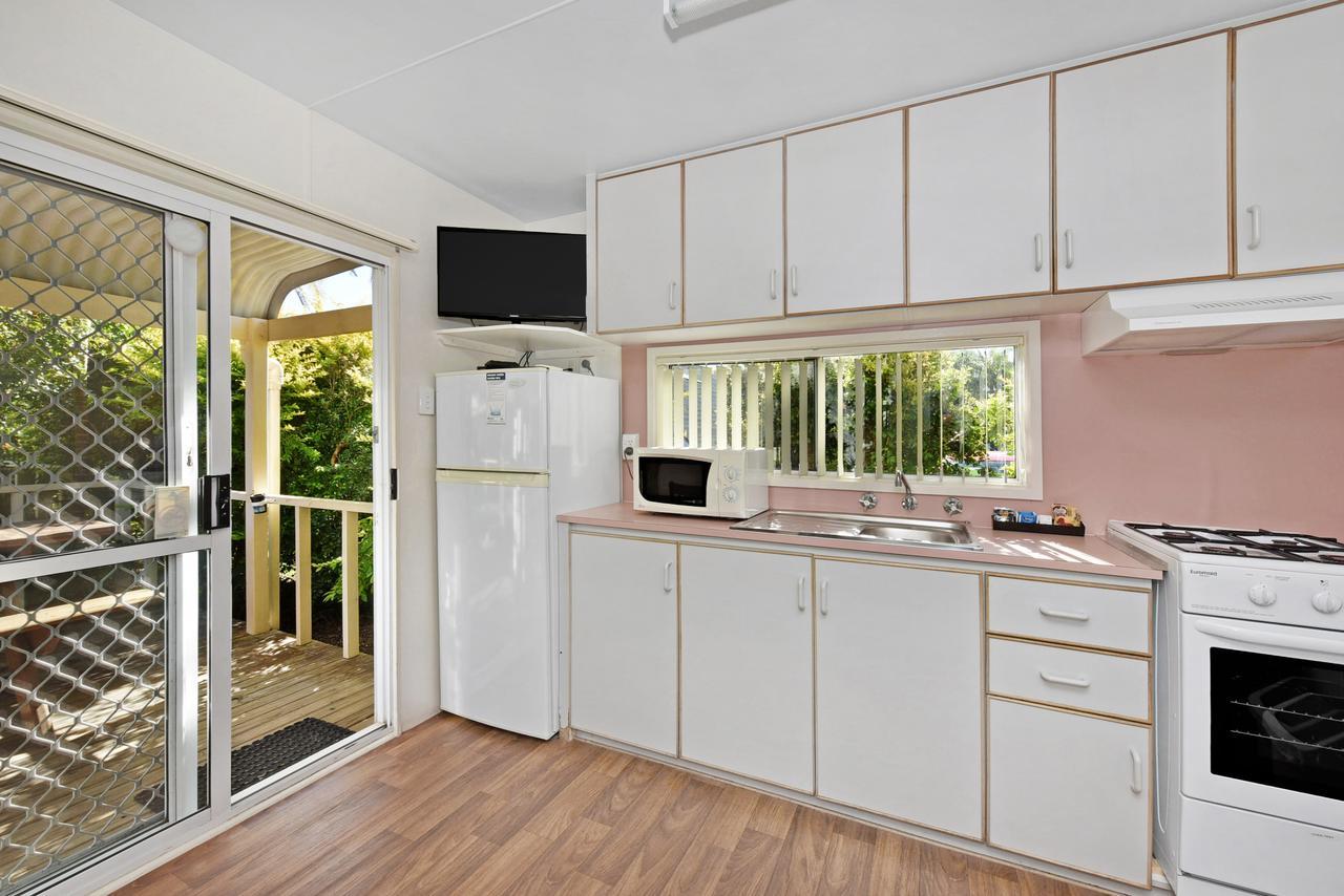 Melaleuca Caravan Park พอร์ตแมคควอรี ภายนอก รูปภาพ