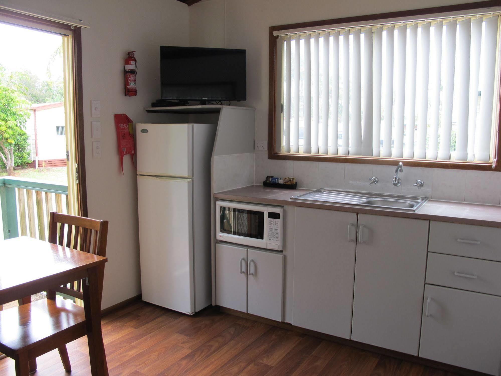 Melaleuca Caravan Park พอร์ตแมคควอรี ภายนอก รูปภาพ