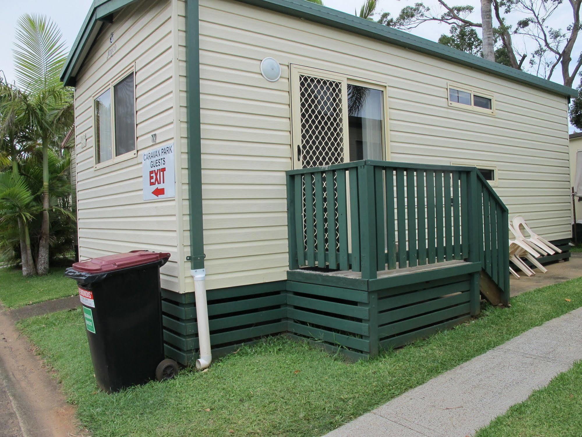 Melaleuca Caravan Park พอร์ตแมคควอรี ภายนอก รูปภาพ