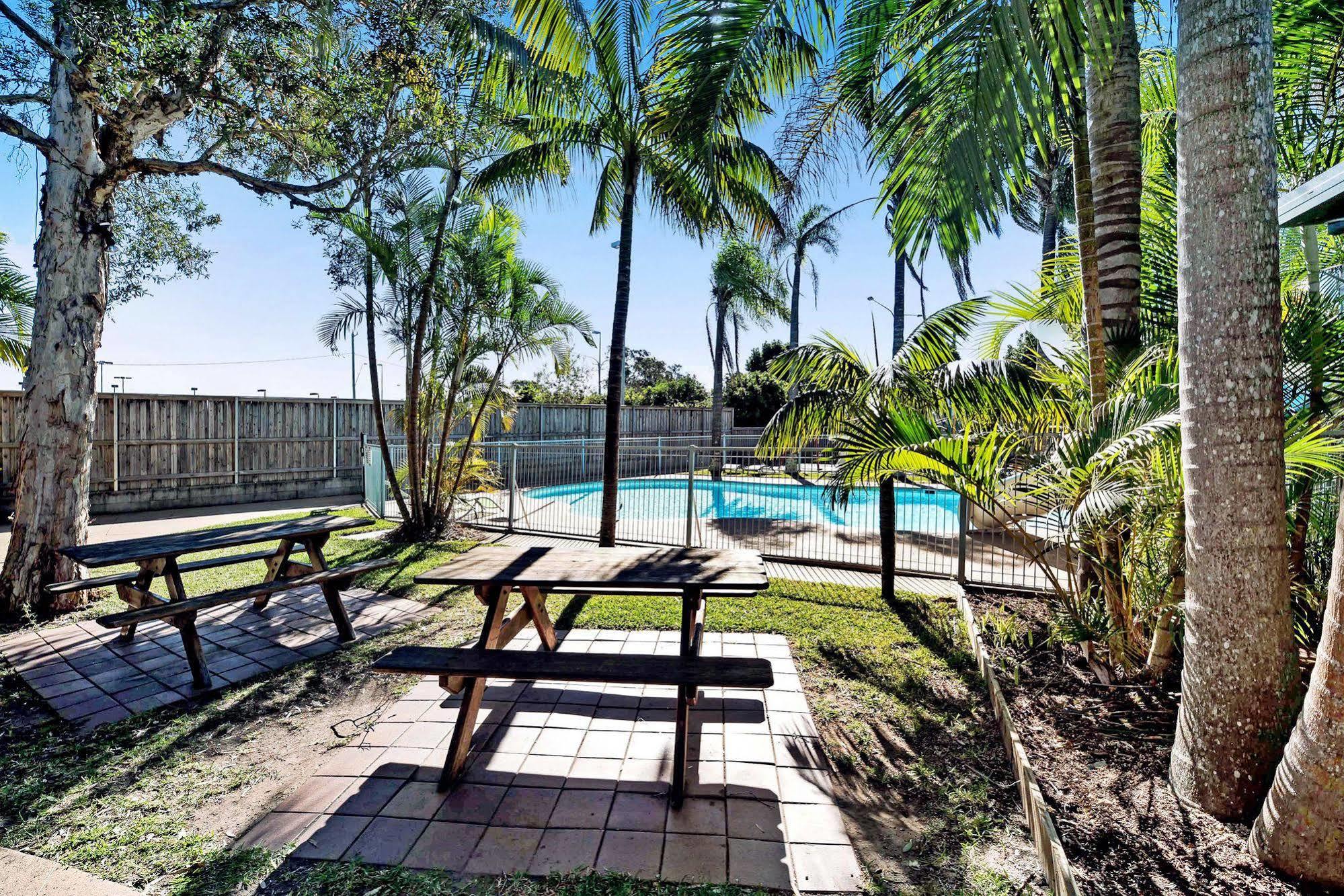 Melaleuca Caravan Park พอร์ตแมคควอรี ภายนอก รูปภาพ